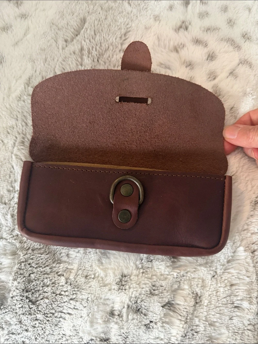 LOVE 41 Brown Genuine Leather Clutch Wallet with D-Ring Closure NEW! - Picture 3 of 4